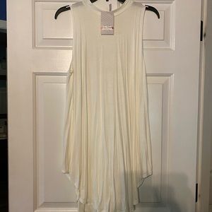 Sleeveless Off White Tunic
